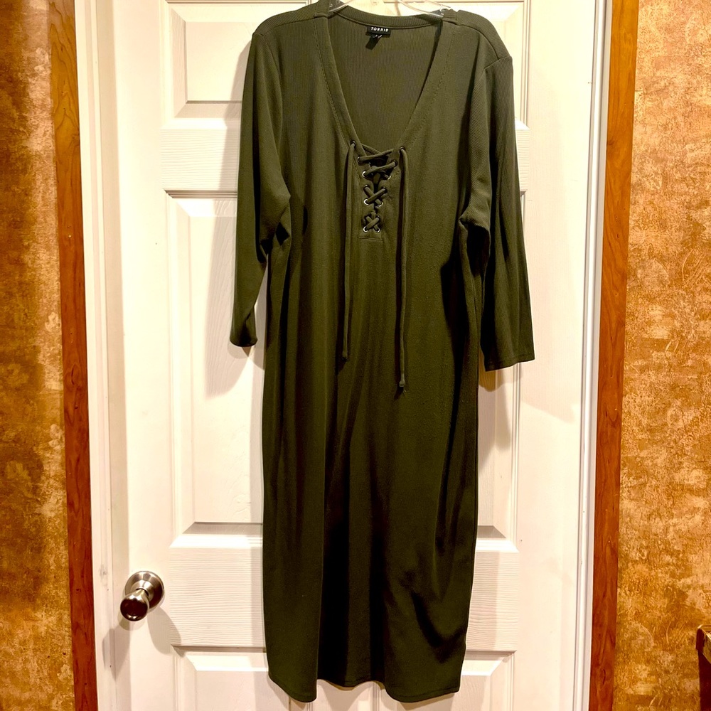 💚💚Army Green Torrid Knee Length Dress - Picture 3 of 6